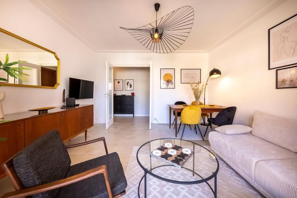 06B - Beautiful 2 Rooms With Terrace Sea View 로퀴에브륀캡마르탱 외부 사진